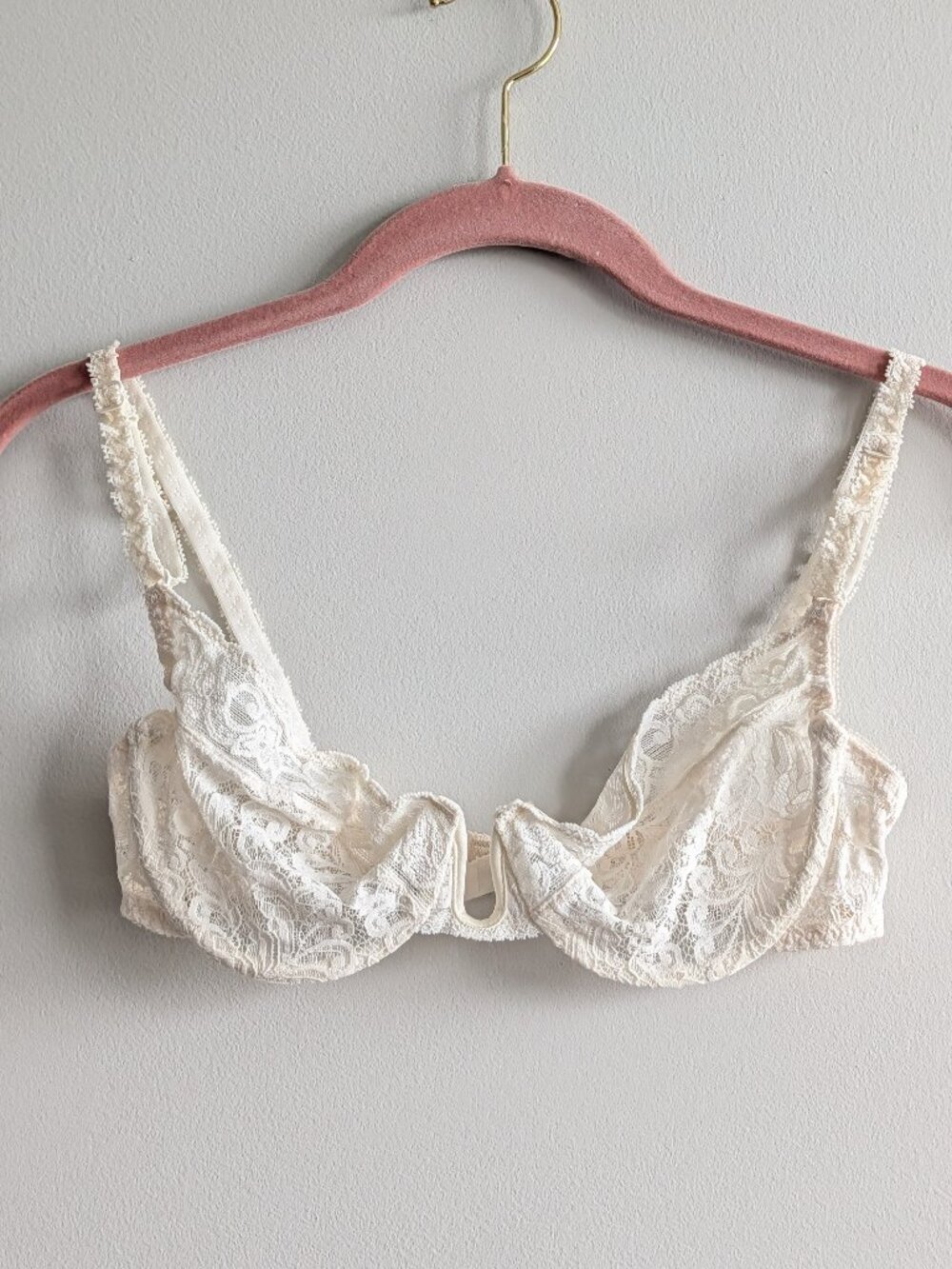 Vintage WARNER'S Bra Size 36B Underwire Lace Bra Style 2511 Cream Ivory